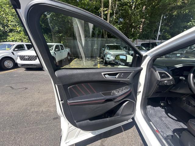 used 2022 Ford Edge car, priced at $34,995