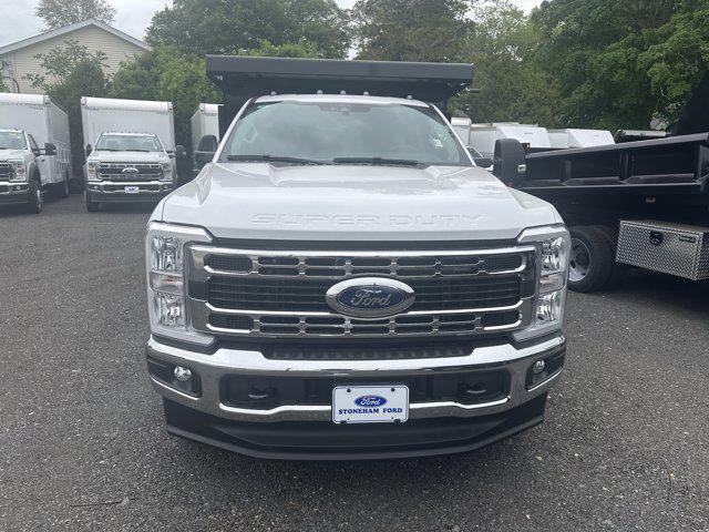 new 2024 Ford F-350 car, priced at $68,299