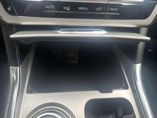 used 2022 Ford Edge car, priced at $29,995
