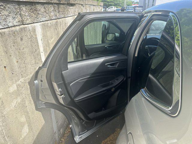 used 2022 Ford Edge car, priced at $29,995