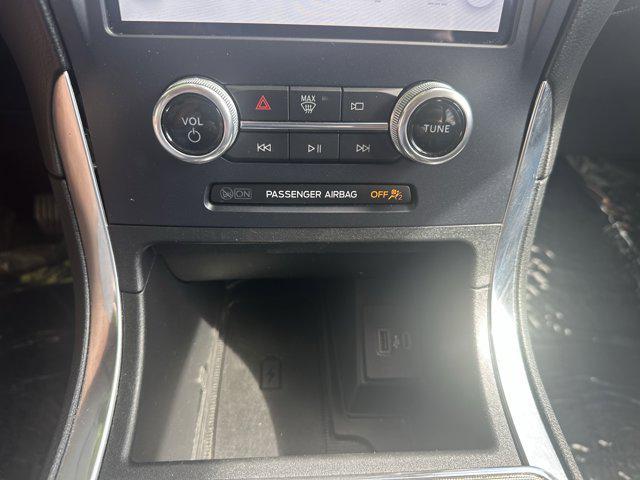 used 2022 Ford Edge car, priced at $29,995