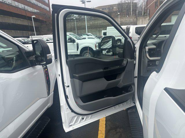 new 2024 Ford F-350 car, priced at $52,935