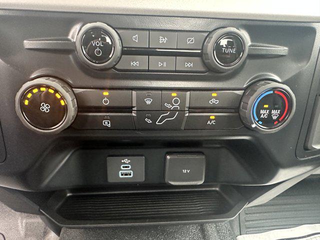 new 2024 Ford F-350 car, priced at $59,285