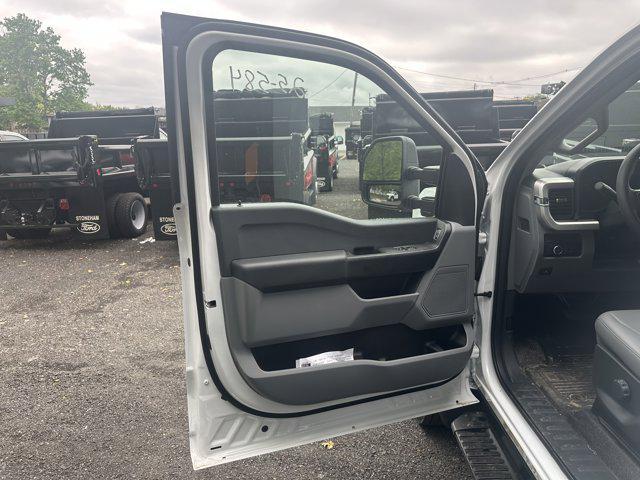 new 2025 Ford F-450 car, priced at $72,500