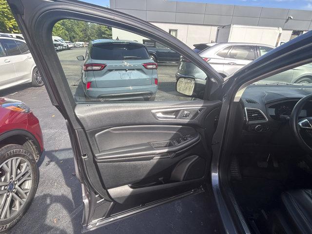 used 2024 Ford Edge car, priced at $29,999