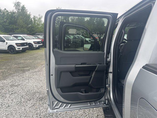 new 2025 Ford F-150 car, priced at $51,042
