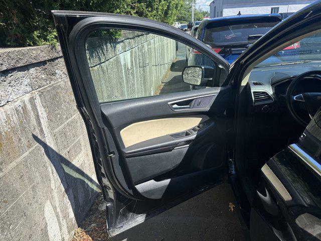 used 2023 Ford Edge car, priced at $29,995