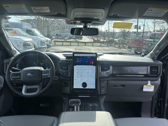 new 2025 Ford F-150 Lightning car