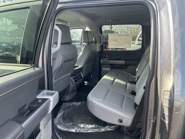 new 2025 Ford F-150 Lightning car