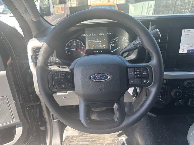 new 2025 Ford F-350 car, priced at $75,440