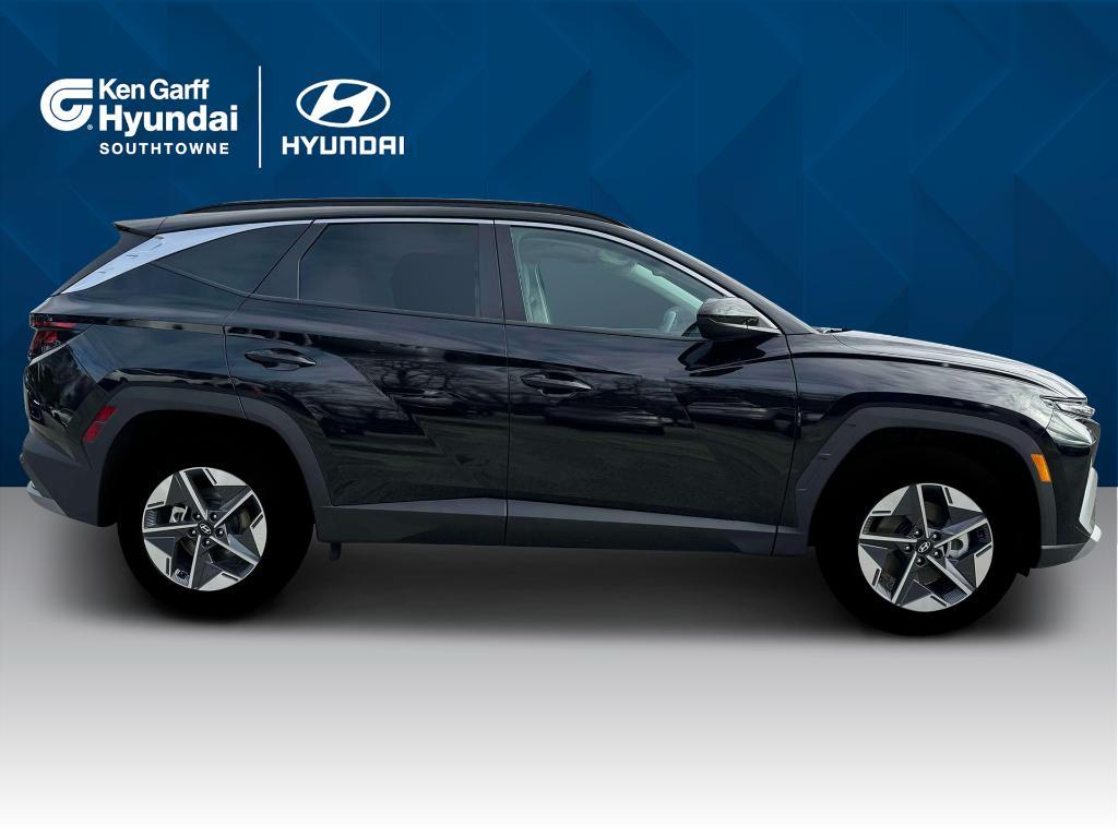 new 2025 Hyundai Tucson car, priced at $31,685