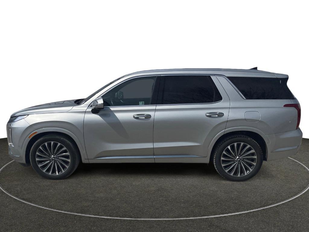used 2024 Hyundai Palisade car, priced at $42,950