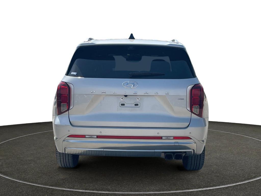 used 2024 Hyundai Palisade car, priced at $42,950