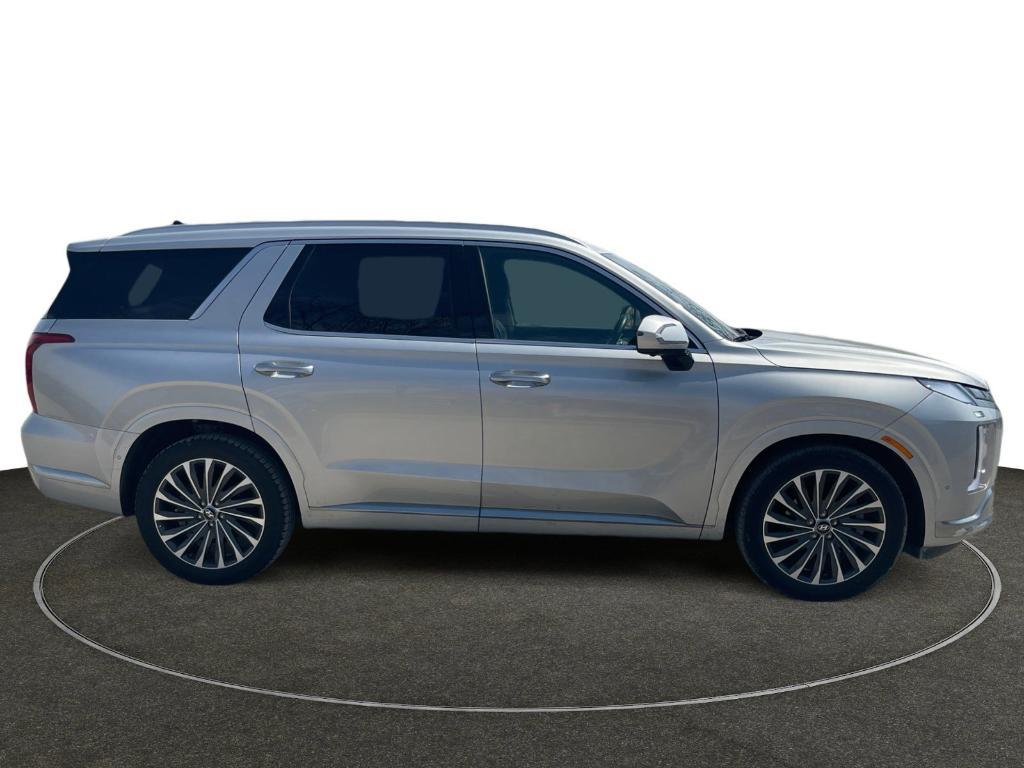 used 2024 Hyundai Palisade car, priced at $42,950