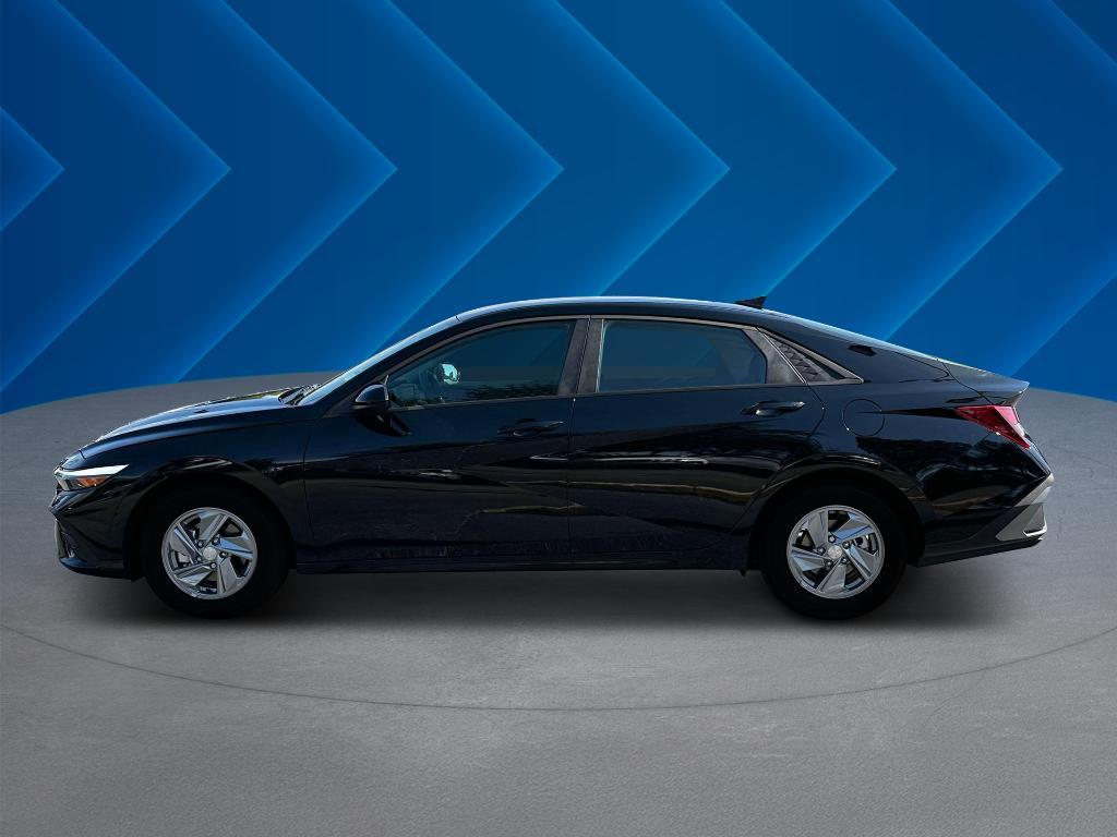 new 2025 Hyundai Elantra car, priced at $22,248