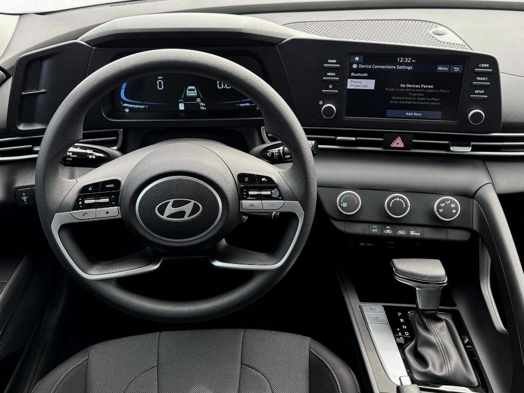 new 2025 Hyundai Elantra car, priced at $22,248