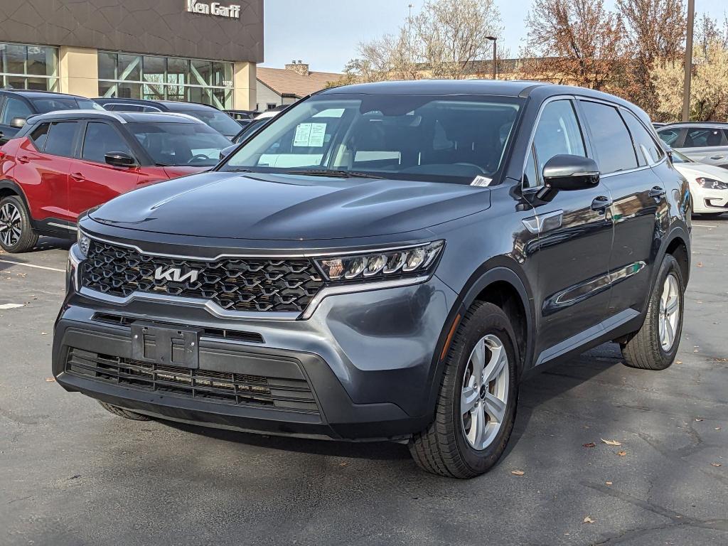 used 2022 Kia Sorento car, priced at $21,456