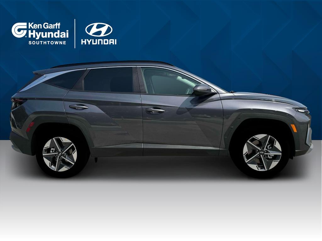 new 2025 Hyundai Tucson Hybrid car, priced at $37,315