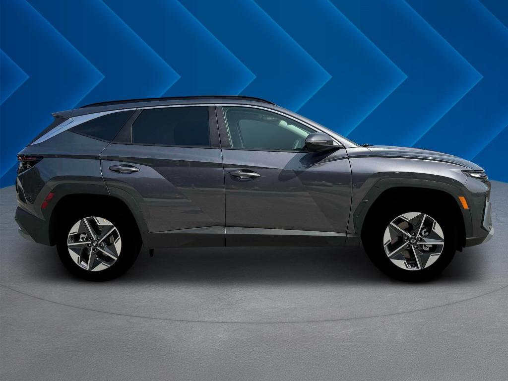 new 2025 Hyundai TUCSON Hybrid car, priced at $36,811