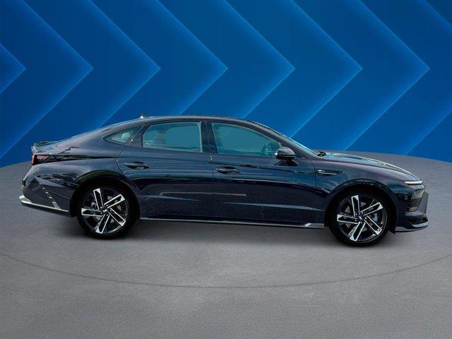 new 2025 Hyundai Sonata car, priced at $32,976