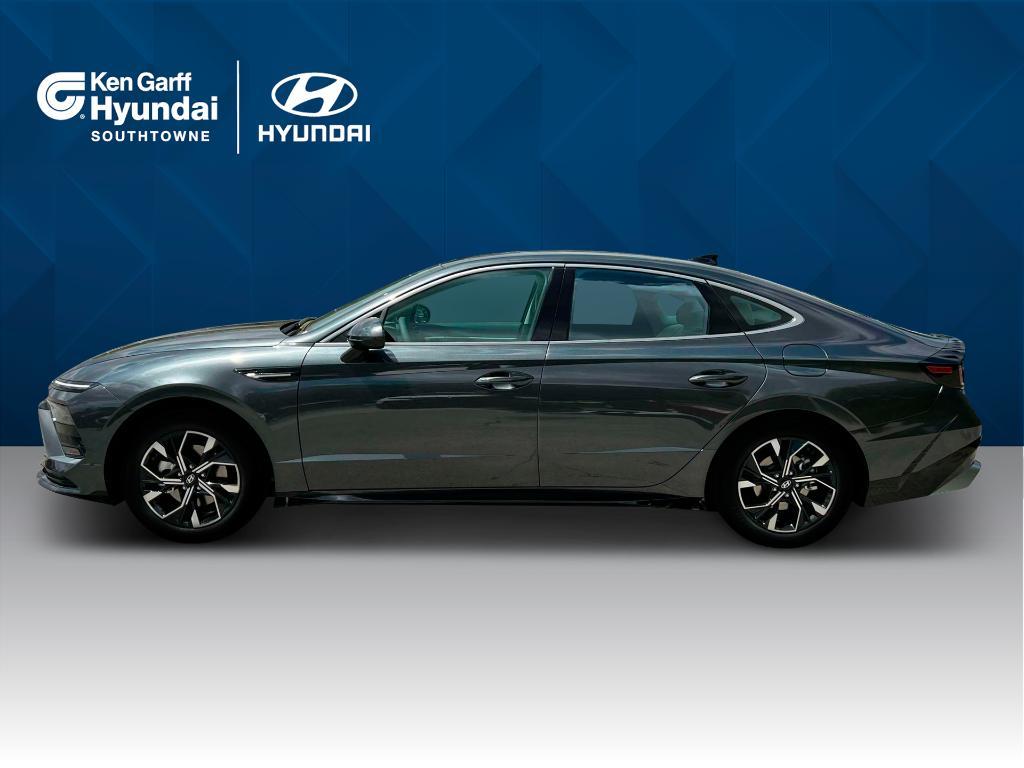 new 2025 Hyundai Sonata car, priced at $28,385