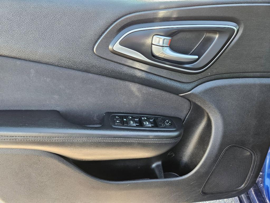 used 2015 Chrysler 200 car, priced at $10,880