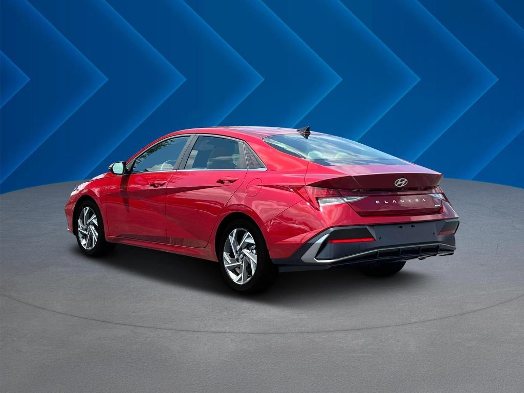 new 2025 Hyundai ELANTRA HEV car, priced at $29,568