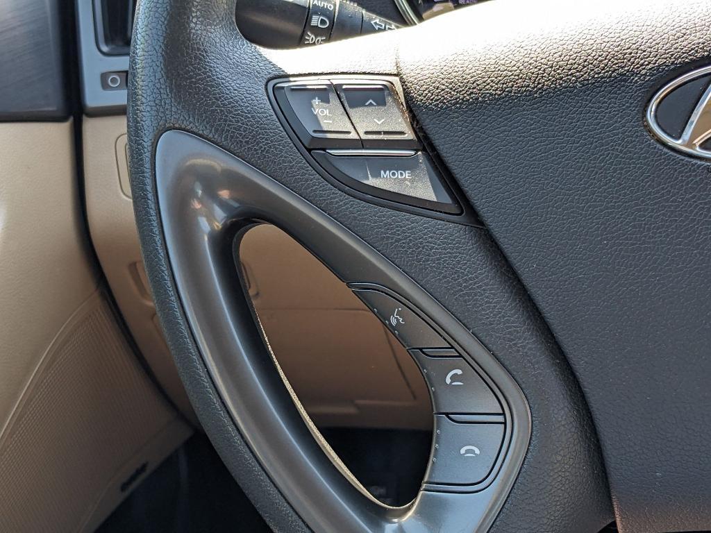 used 2011 Hyundai Sonata Hybrid car, priced at $6,750