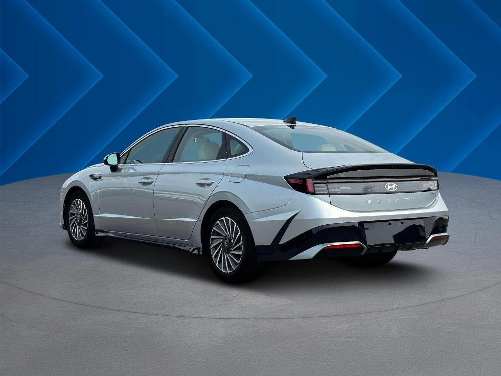new 2025 Hyundai Sonata Hybrid car, priced at $37,336