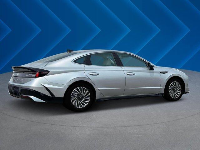 new 2025 Hyundai Sonata Hybrid car, priced at $37,836