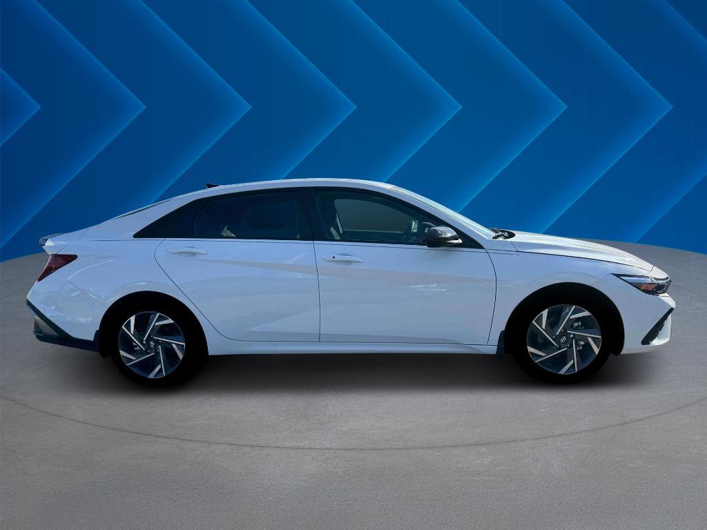 new 2025 Hyundai ELANTRA HEV car, priced at $27,835
