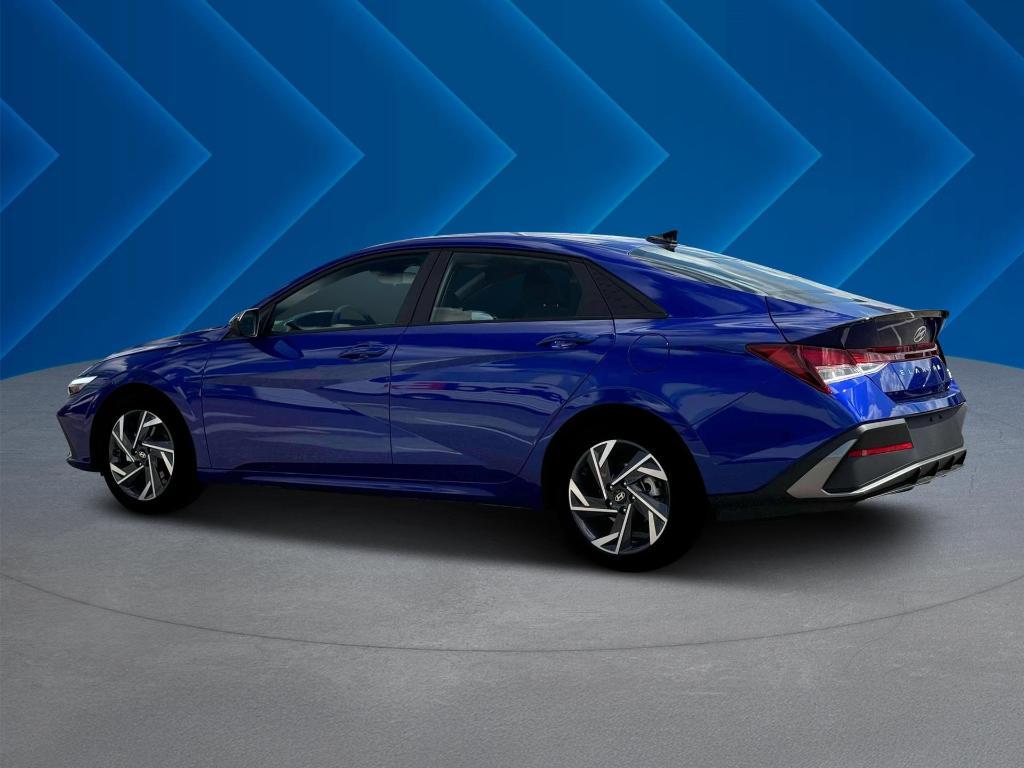 new 2025 Hyundai Elantra car, priced at $22,621