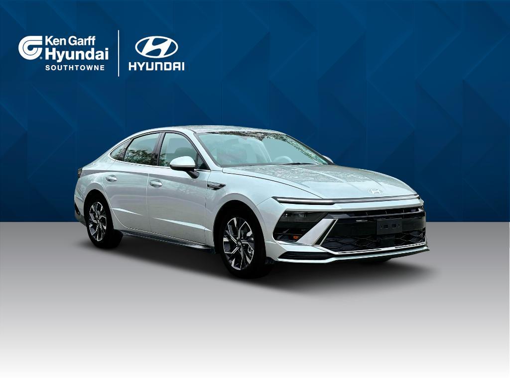 new 2024 Hyundai Sonata car, priced at $27,048