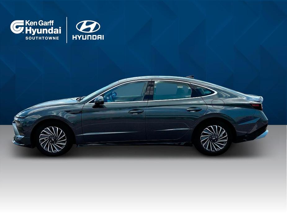 new 2025 Hyundai Sonata Hybrid car, priced at $37,170