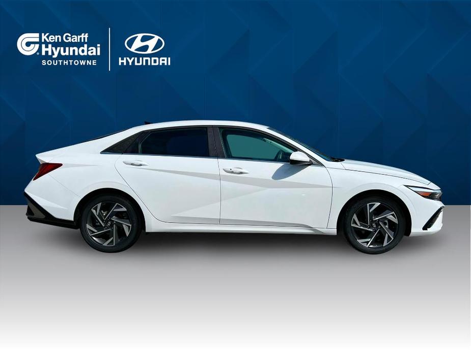 new 2024 Hyundai Elantra car, priced at $24,735