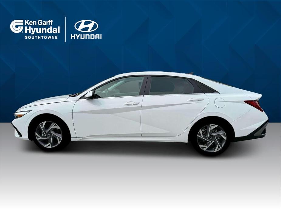 new 2025 Hyundai Elantra car, priced at $26,260