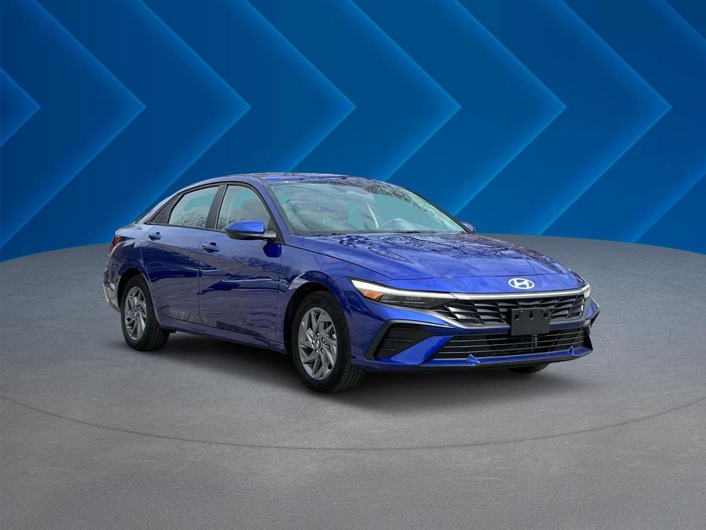 new 2025 Hyundai ELANTRA HEV car, priced at $24,158
