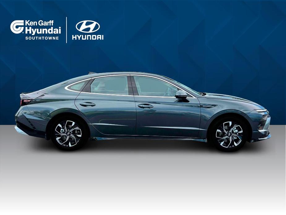 new 2025 Hyundai Sonata car, priced at $28,940