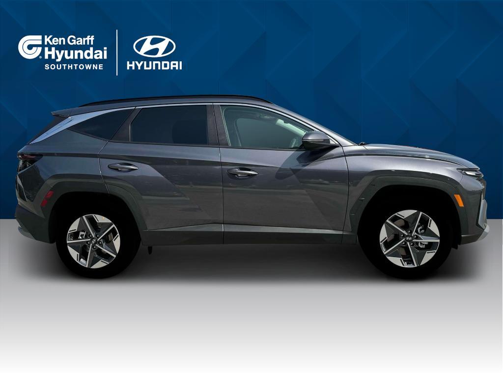 new 2025 Hyundai TUCSON Hybrid car, priced at $36,425