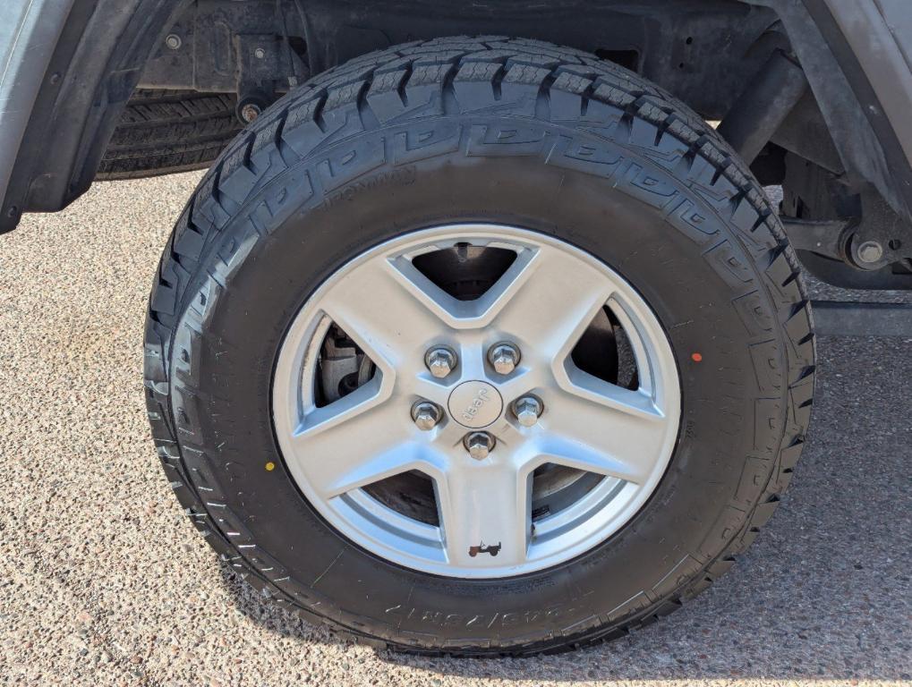 used 2020 Jeep Gladiator car, priced at $22,950