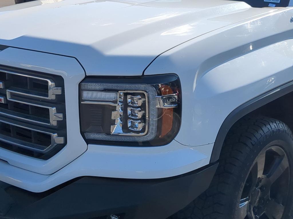 used 2018 GMC Sierra 1500 car, priced at $17,750