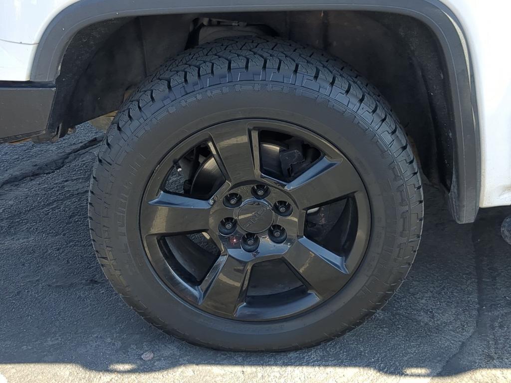 used 2018 GMC Sierra 1500 car, priced at $17,750