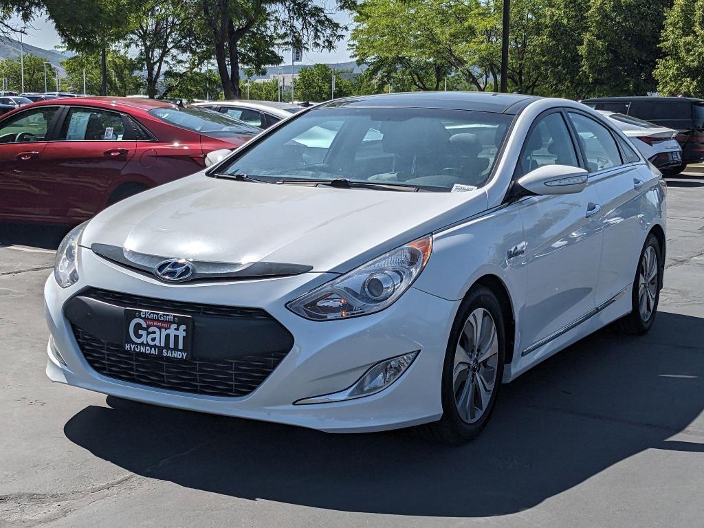 used 2014 Hyundai Sonata Hybrid car, priced at $8,950