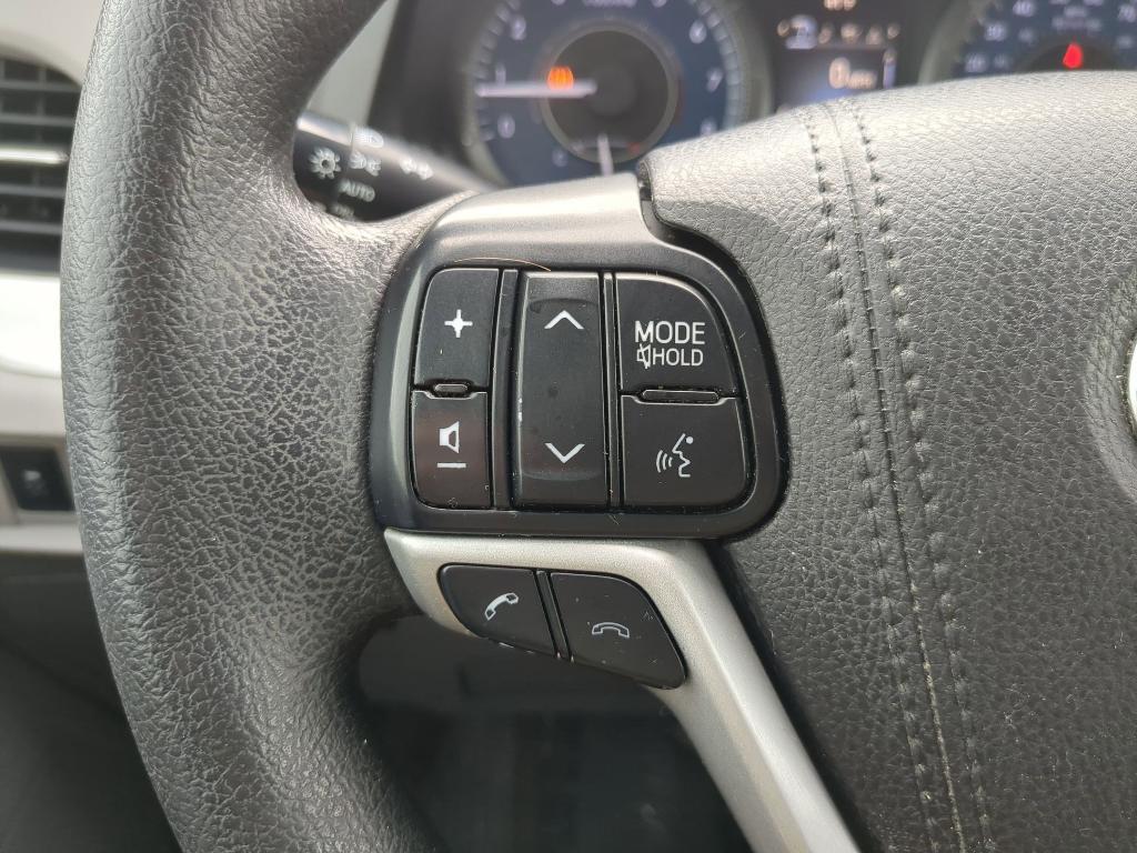 used 2018 Toyota Sienna car, priced at $14,950