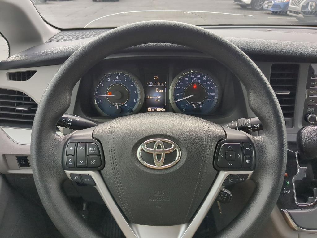 used 2018 Toyota Sienna car, priced at $14,950