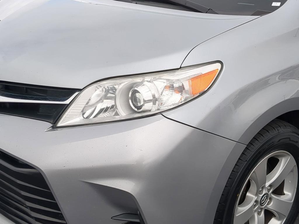 used 2018 Toyota Sienna car, priced at $14,950