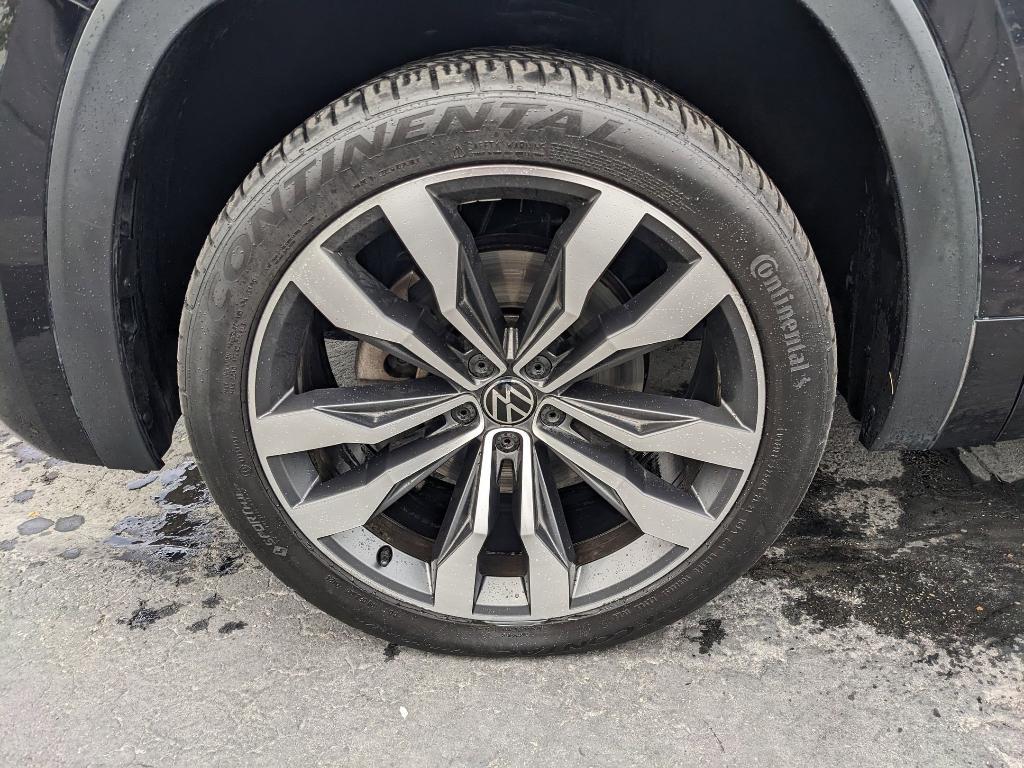 used 2020 Volkswagen Atlas Cross Sport car, priced at $19,950