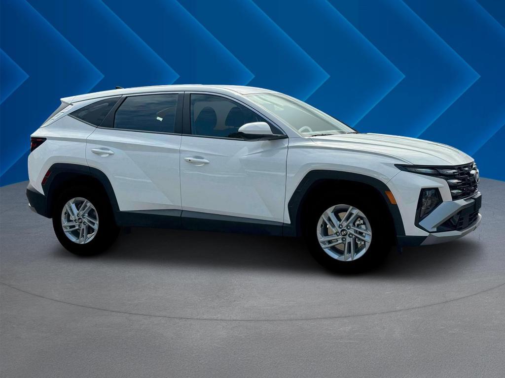 new 2025 Hyundai Tucson car, priced at $30,295