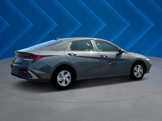 new 2025 Hyundai Elantra car, priced at $22,283