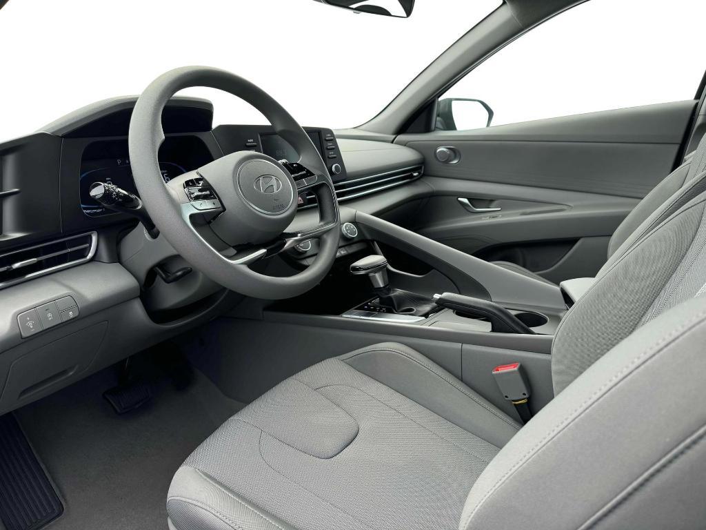 new 2025 Hyundai Elantra car, priced at $22,283